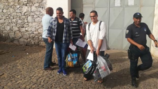 Velejadores brasileiros presos em Cabo Verde são soltos - justica, brasil