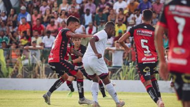 Pelo Campeonato Baiano, Jacuipense bate o Vitória na Arena Valfredão - esporte