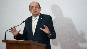 Gilmar Mendes anula arquivamento de ação contra Bolsonaro - politica, justica