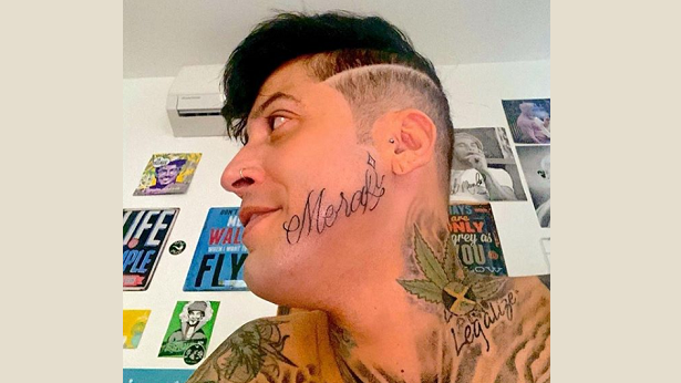 Igor Kannário faz tatuagem no rosto, seguidores criticam e cantor rebate - celebridade, bahia