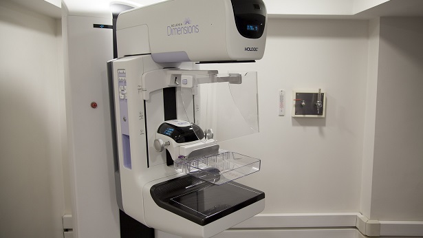 Mamografias oferecidas pela Sesab podem ser agendadas via formulário online ou telefone - bahia