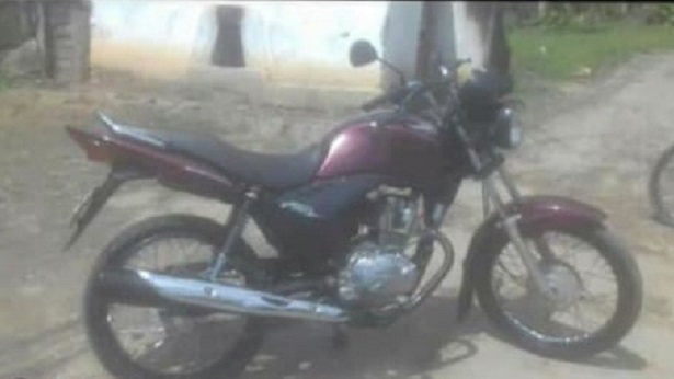 Laje: Motocicleta é furtada no centro da cidade - laje