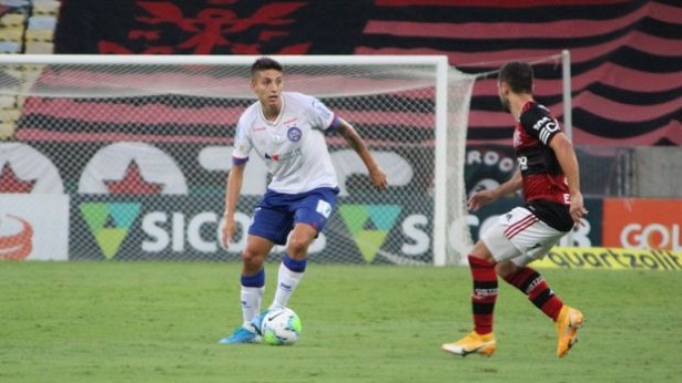 Bahia não aproveita vantagem numérica e perde para o Flamengo no Maracanã - esporte