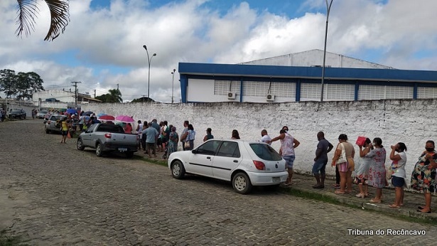 SAJ: Vacinação contra a Covid gera fila enorme próximo ao ginásio - saj, noticias, destaque