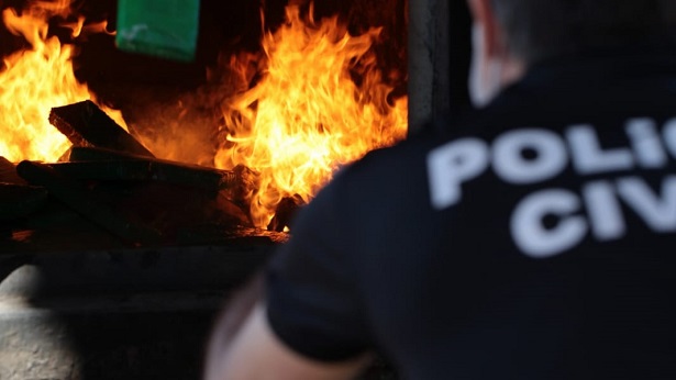 Brumado: Mais de 100 quilos de maconha são incinerados - policia, brumado, bahia