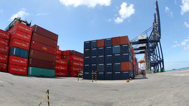 Lei que estimula navegação entre portos é sancionada com vetos - economia