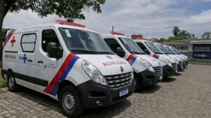 Ilhéus: Governador assina ordem de serviço para construção de policlínica e entrega ambulâncias - noticias, ilheus, bahia
