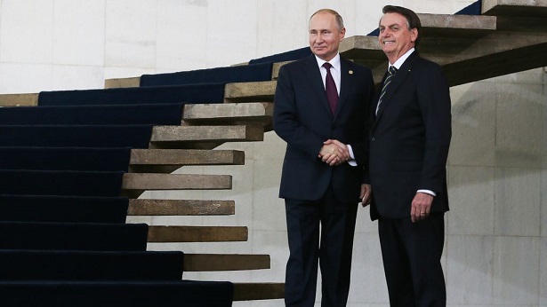 Presidente da Ucrânia fala com Bolsonaro sobre sanções à Rússia - mundo, guerra