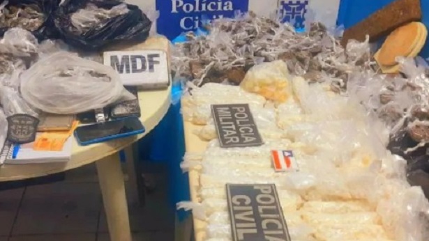 Nazaré: Dupla é presa com mais de 6 mil porções de drogas - policia, nazare, destaque, bahia