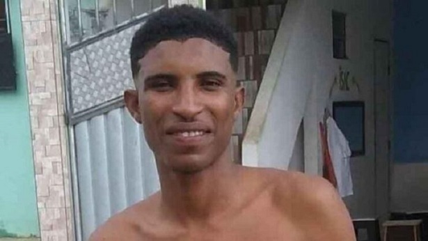 Conceição do Almeida: Polícia identifica corpo encontrado dentro de carro na BR-101 - saj, destaque