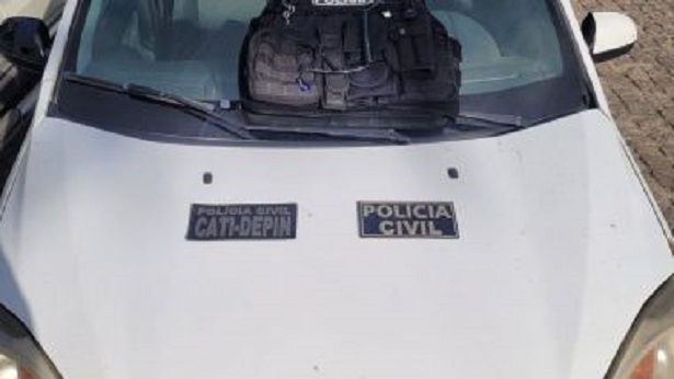 Nazaré: Polícia prende homem com carro roubado; veículo era usado em assaltos - policia, nazare, bahia