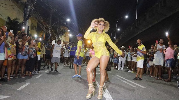 Último ensaio de rua da Paraíso do Tuiuti lota ruas de São Cristóvão - carnaval-2016, brasil