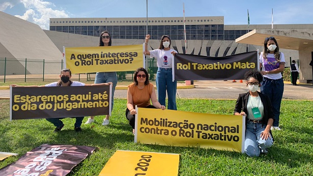 Mães de autistas protestam contra rol taxativo da ANS - brasil