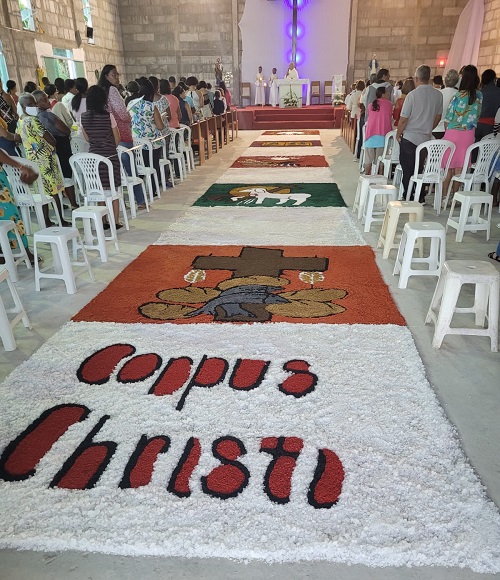 Santo Antônio de Jesus: Paróquia Nossa Senhora das Graças realizou tapete de Corpus Christi - saj, noticias, catolico