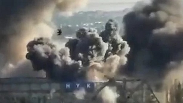 Ataque com mísseis russos bombardeia duas universidades na Ucrânia - mundo, guerra