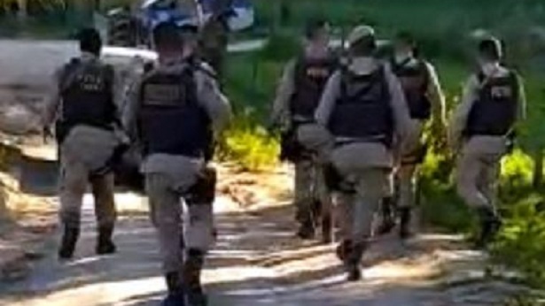 Eunápolis: Suspeitos de roubo morrem durante operação da Polícia Militar - policia, eunapolis, bahia