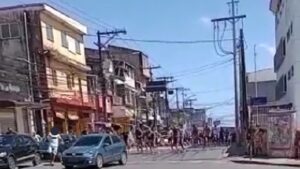 Briga entre torcedores do Bahia e do Vitória deixa três feridos em Salvador - salvador, bahia