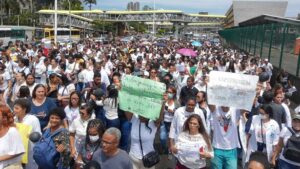 Profissionais de Enfermagem realizam manifestações em prol do piso salarial na Bahia - noticias, bahia