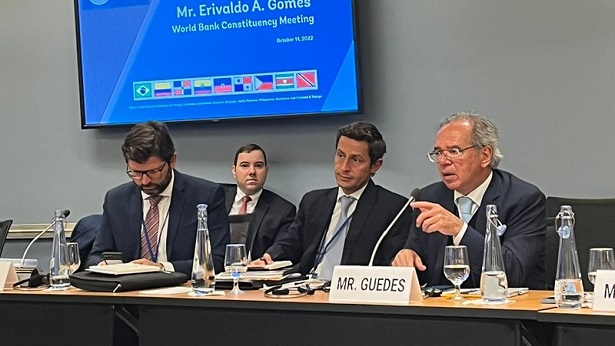 Ministro da Economia participa de reuniões no primeiro dia do evento anual do FMI - brasil