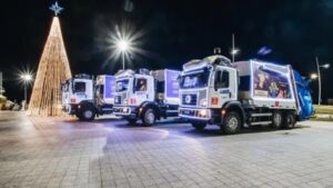 Caminhões compactadores em Salvador recebem iluminação especial de Natal - salvador, bahia