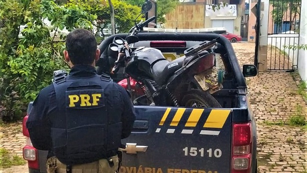 Motocicleta roubada em São Paulo é recuperada em Seabra (BA) - seabra, noticias, bahia
