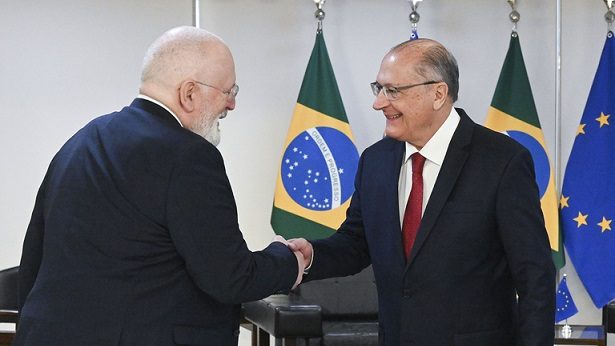 Presidente em exercício, Geraldo Alckmin recebe alto executivo da União Europeia - brasil