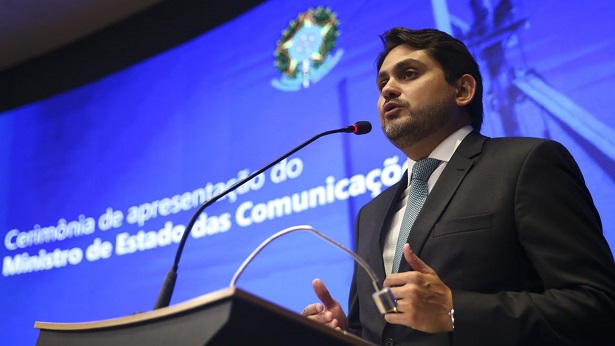 Ministro das Comunicações reitera compromisso de promover inclusão digital - brasil