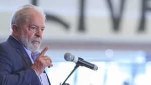Não voltei a governar para fazer o mesmo que já fiz, diz Lula - politica