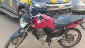 Moto roubada em Goiânia é recuperada em Cristópolis; veículo estava sendo levado para Irecê - noticias, irece