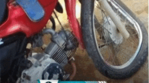 Mutuípe: Homem perde controle de moto e bate em ambulância do SAMU - mutuipe, destaque, transito