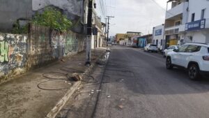 SAJ: Incêndio em poste deixa moradores sem internet - saj, noticias, incendio