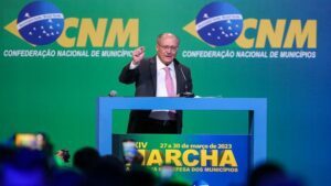 Alckmin defende reforma tributária e diz que “nosso modelo é caótico” - economia