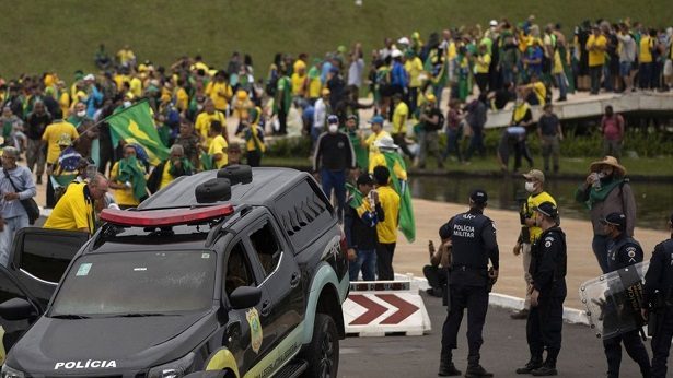 Moraes decide soltar mais 130 presos envolvidos em atos antidemocráticos - politica, justica