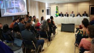MEC vai ouvir professores sobre qualidade da alfabetização de crianças - brasil