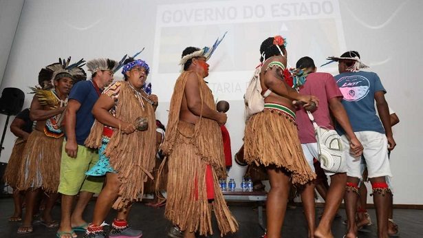 Professores indígenas da rede estadual têm progressão de carreira garantida - bahia
