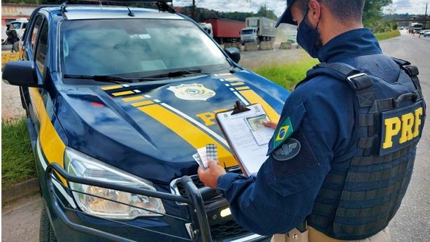 Itaberaba: Após não cumprir descanso obrigatório motorista profissional é detido com comprimidos de anfetaminas - itaberaba