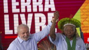 Lula diz que vai demarcar o maior número possível de terras indígenas - brasil