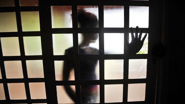 Caetité: Pai é preso por engravidar filha; exame de DNA apontou autor do crime - caetite