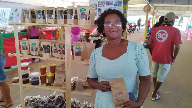 Mutuípe: Damiana Martins fala sobre a produção de chocolate feita por agricultoras - noticias, mutuipe, destaque