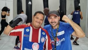 Torneio de boxe em Pernambués revela atletas do bairro e arrecada mais de 1,5 tonelada de alimentos - esporte, bahia