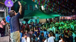 Forró, arrocha e sertanejo marcaram segunda noite do Largo Pedro Arcanjo no Pelourinho - noticias, bahia