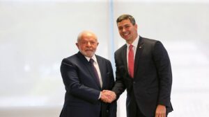 Itaipu é tema de encontro entre Lula e presidente eleito do Paraguai - politica