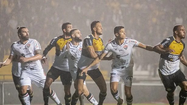 Vitória é derrotado pelo Criciúma e tem sequência invicta interrompida na Série B - noticias, esporte