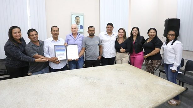 SAJ: Prefeitura realiza assinatura de ordem de serviço para recuperação de estradas vicinais - saj, noticias