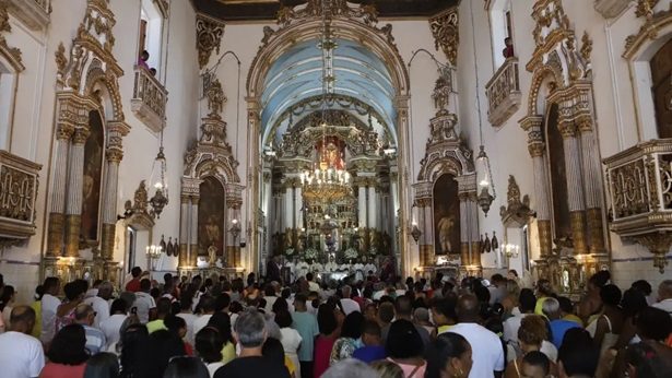 Encerramento dos festejos do Senhor do Bonfim atrai turistas à Colina Sagrada - noticias, bahia