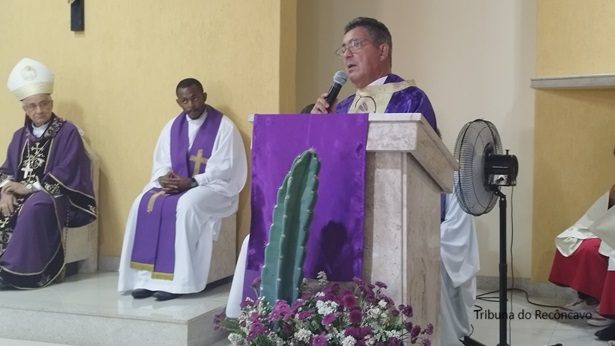 Santa Terezinha: Padre Fausto Lopes toma posse na Paróquia Nossa Senhora da Conceição - santa-teresinha, destaque