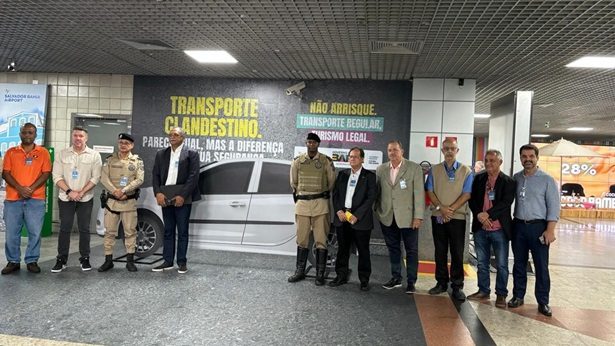 Campanha turística combate o transporte clandestino no aeroporto de Salvador - bahia