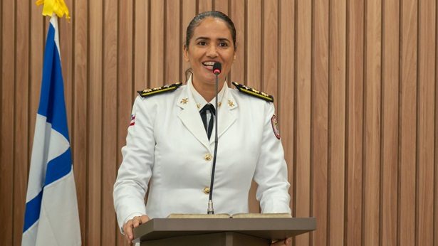 SAJ: 1ª mulher a comandar 16º Batalhão do Corpo de Bombeiros Militar e outras personalidades foram homenageados pela Câmara Municipal - saj, noticias