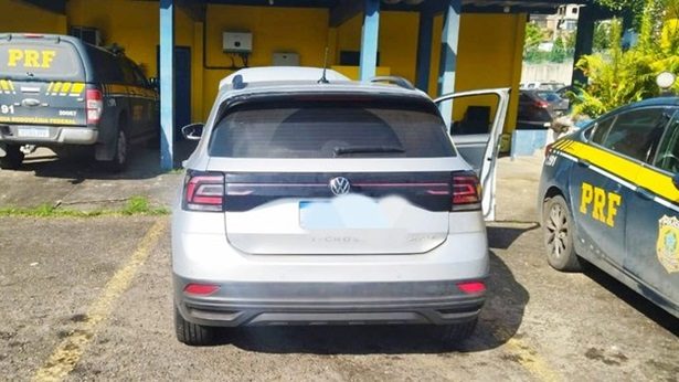 Advogado compra carro furtado na ‘mão’ do primo e acaba detido na BR 324 por receptação - simoes-filho, bahia