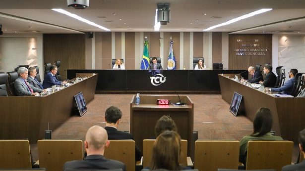 TCU permite que Lula fique com relógio, em decisão que beneficia Bolsonaro - politica, justica